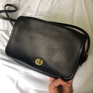 Coach 9755 black crossbody vintage